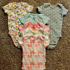 Carter’s Baby Girls’ Short-Sleeve Bodysuit Onesies, 6-pk, Newborn